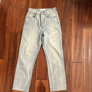 Aritzia - Denim Forum - The Arlo High Rise Straight 26L